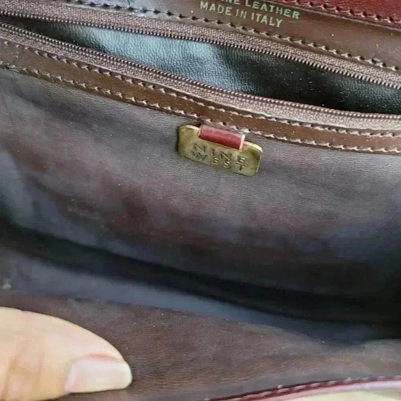 Nine West red genuine patent leather vintage envelop clutch handbag made in Ita… - Picture 5 of 7